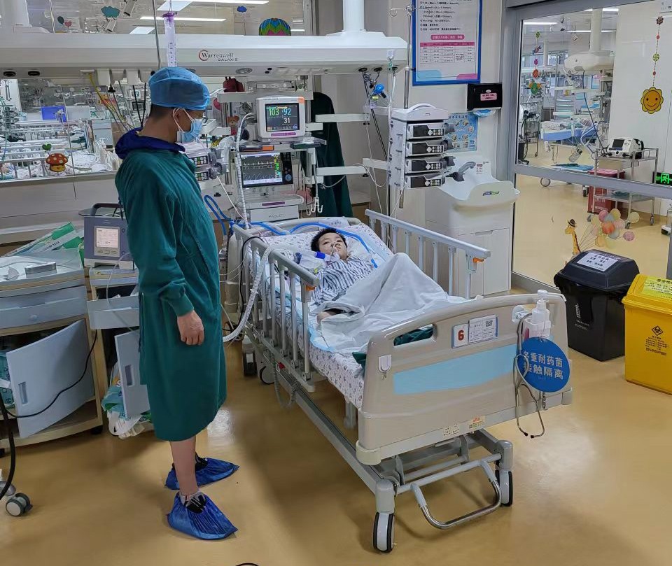 文成县跨省救护车出租公司